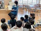 sss-風間先生の読み聞かせ３.jpg